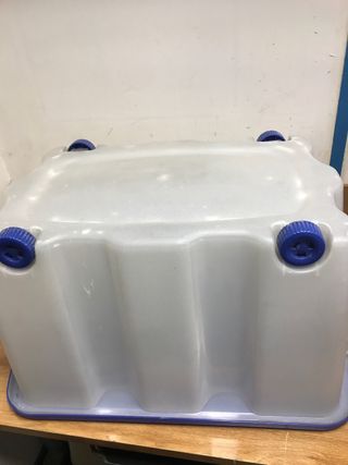 Caja almacenaje con ruedas