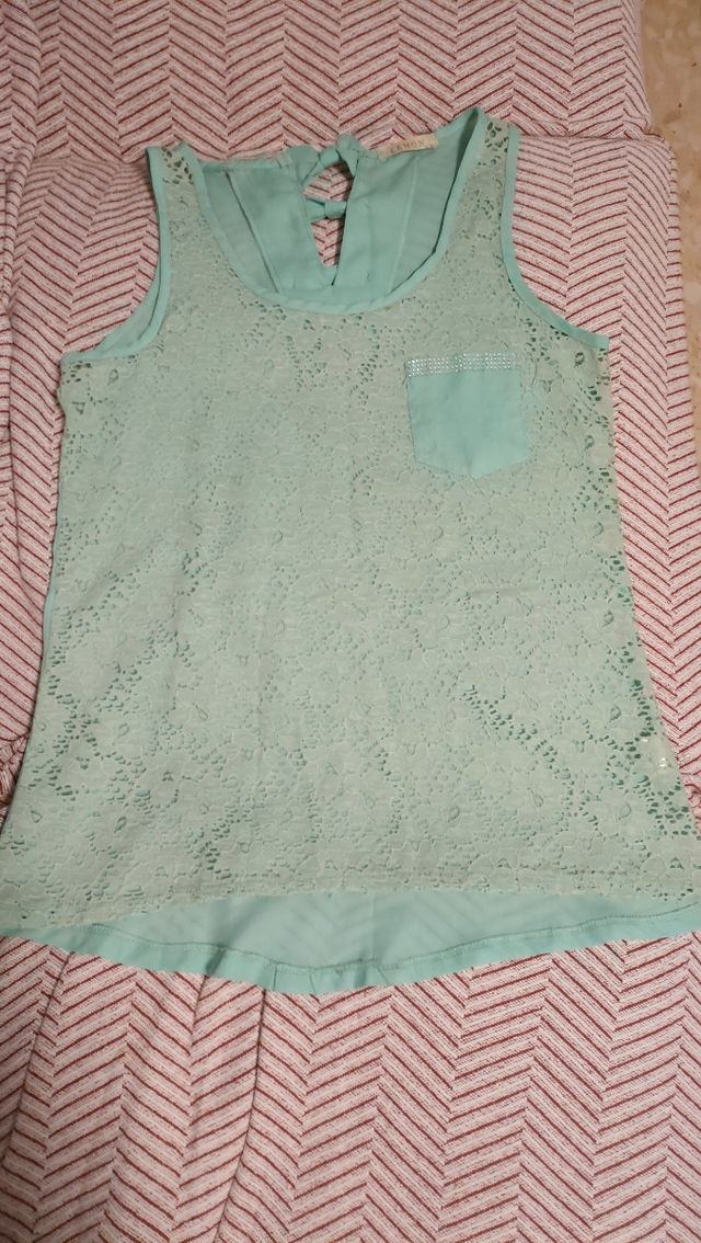 Camiseta sin mangas verde pastel
