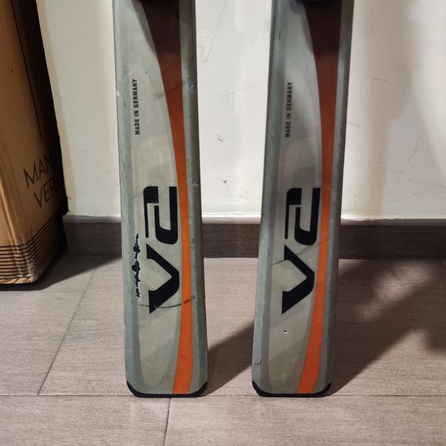 Esquís carrera volkin 160