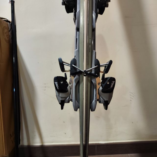 Esquís carrera volkin 160