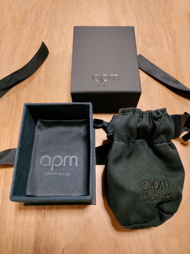 Orecchini APM Monaco tondi goccia