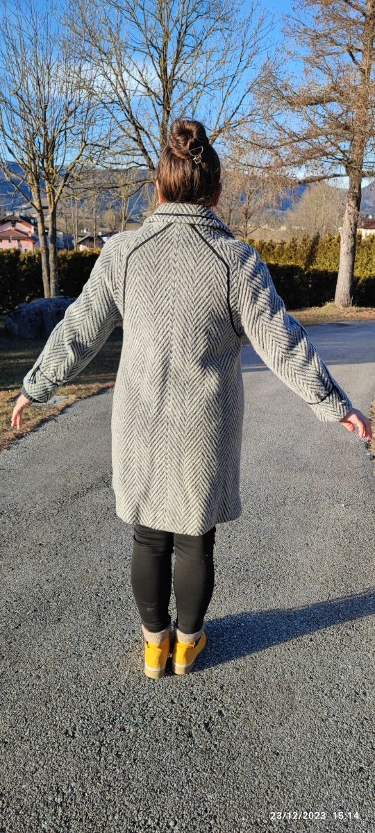 Cappotto in lana di lama
