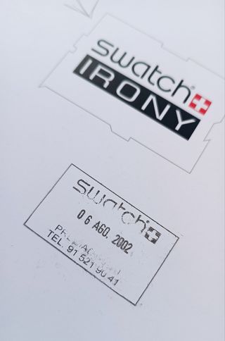 12 catálogos SWATCH