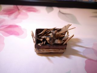 Caja leña c. Muñecas, Belén o j. Hadas.