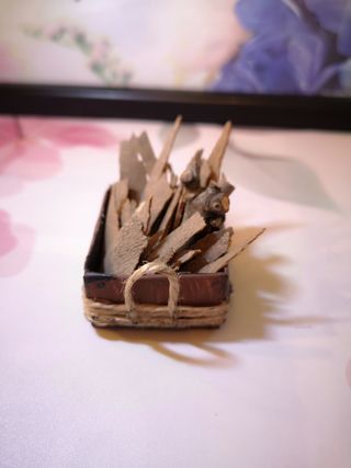 Caja leña c. Muñecas, Belén o j. Hadas.