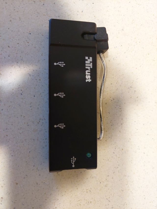 HUB USB TRUST