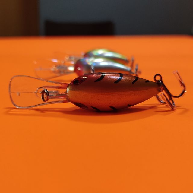 3x3€ Lote de 3 peces artificiales de pesca.