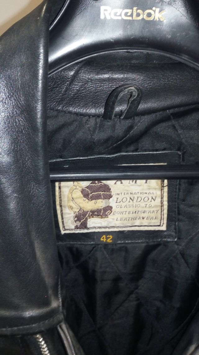 Cazadora de cuero cremalleras hombre