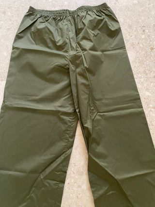 Pantalón impermeable verde Gaviota Talla: 50