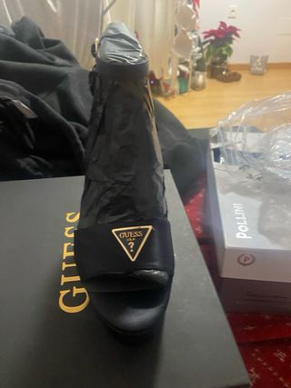 sandalias GUESS collection