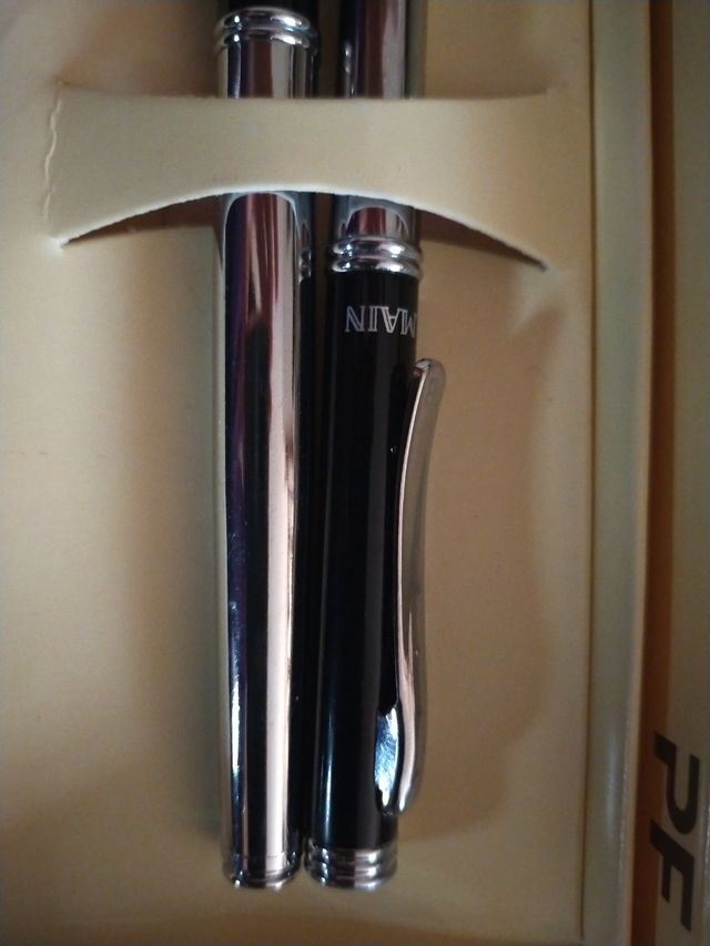 Penna stilografica balmain paris