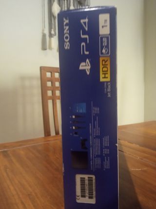 Consola PlayStation 4 Slim 1TB