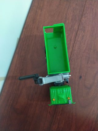 Camión Mercedes-Benz reciclaje