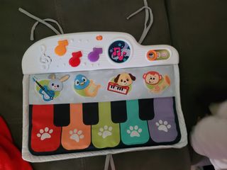 Mini cuna con colchón y vestiduras. Regalo piano