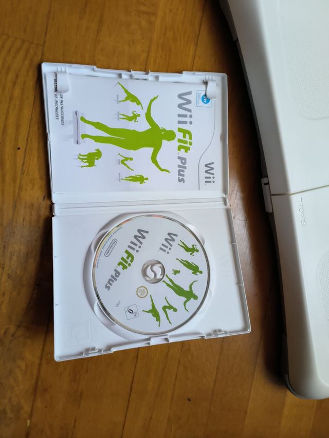 Tabla wii fit plus + juego