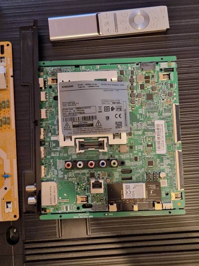 Despiece Tv Samsung UE55RU7475