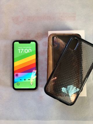 IPHONE XR 64GB (COMO NUEVO)