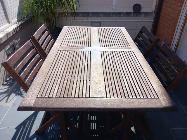 Conjunto de Mesa exterior madera maciza y sillas