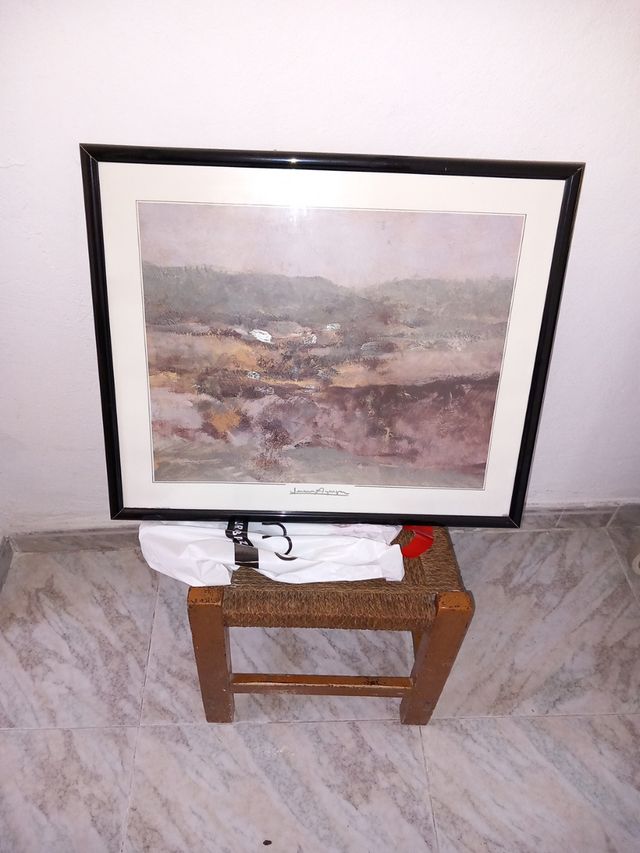 quadri, vasi crocifissi, tazze, piatti