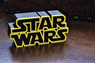 Logo star wars impreso en 3D 20cm de largo