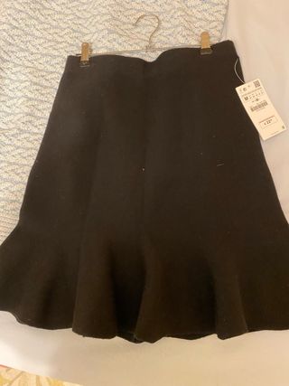 falda de punto negra