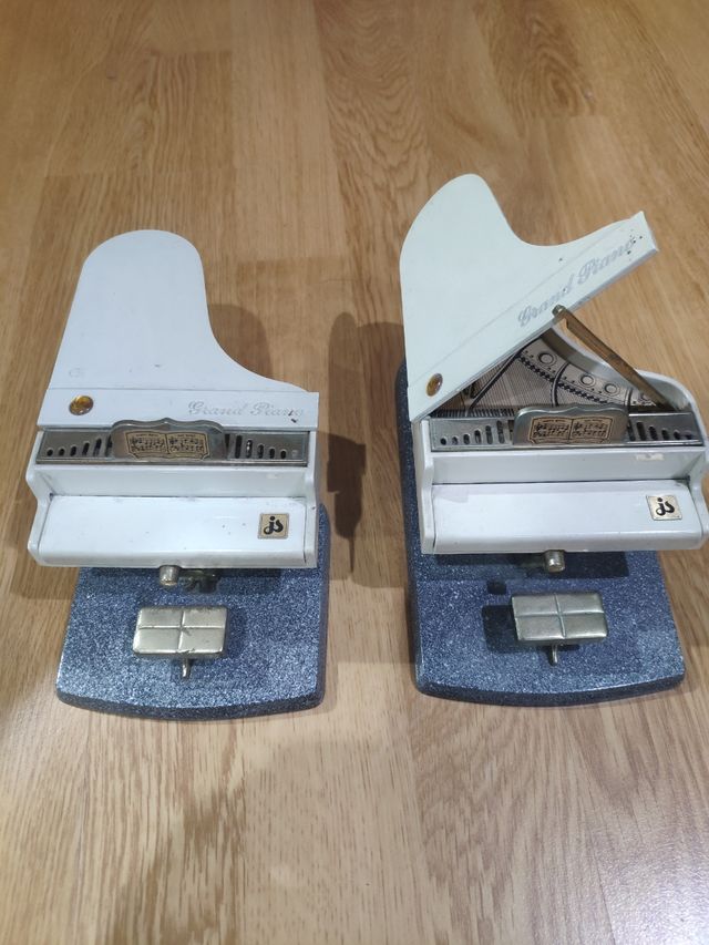 Pianos mechero decorativos