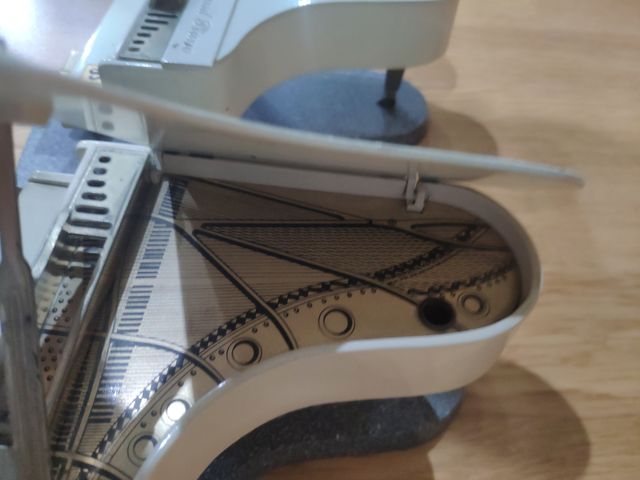 Pianos mechero decorativos