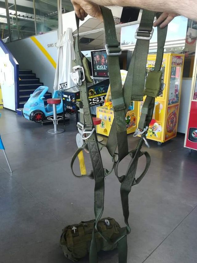 Salvagente+Calotta Paracadute+Imbragatura US Army