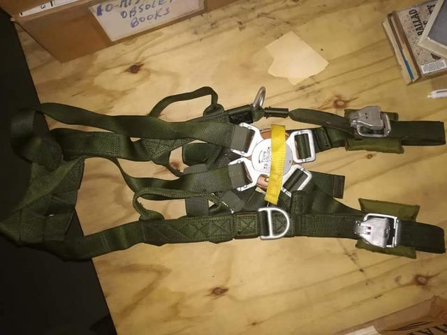 Salvagente+Calotta Paracadute+Imbragatura US Army