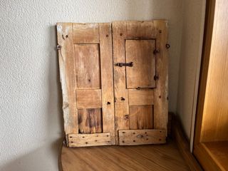 ANTIGUA VENTANA DE MADERA