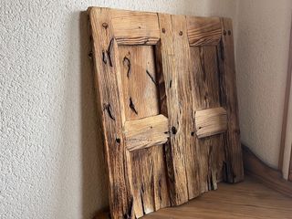ANTIGUA VENTANA DE MADERA