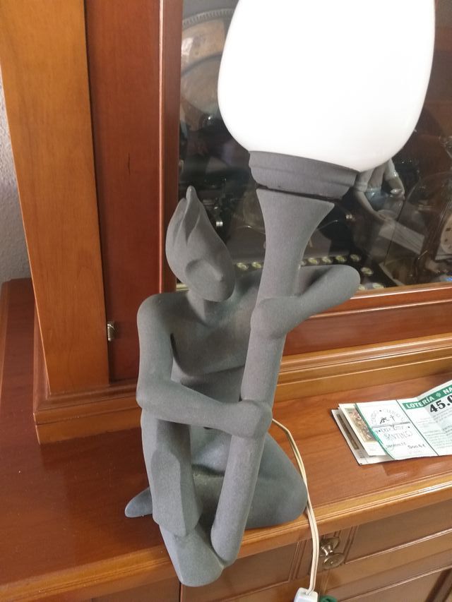 lampará sobremesa diseño firmada cristina puig