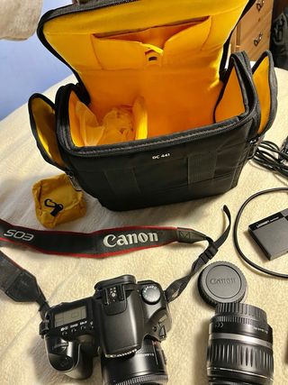 Camara Canon EOS 30D con objetivos 18-55 / 50mm