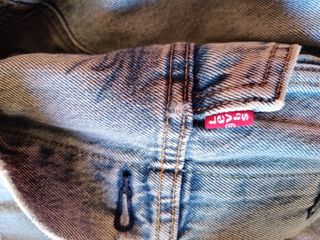 Cazadora chaqueta vaquera Levi's  NUEVA talla M.