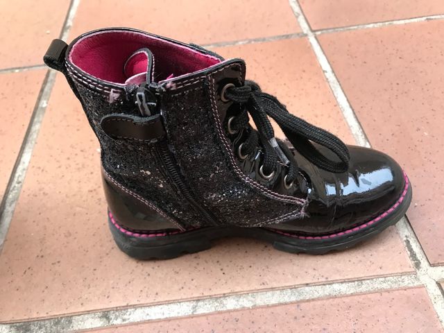 Botines Pablosky charol y brilli brilli T 31