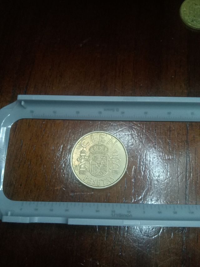 Moneda de 100 pesetas año 82