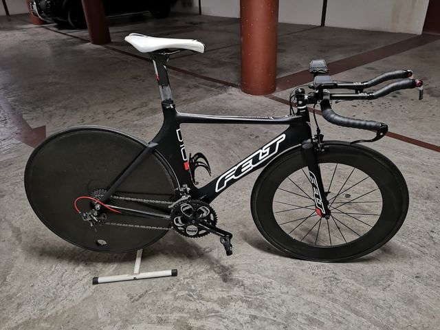 Bicicleta Felt UHC performance