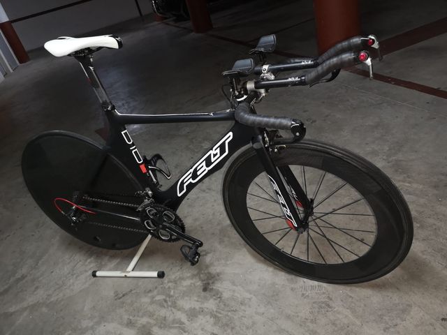 Bicicleta Felt UHC performance