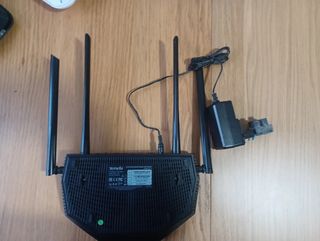 Router AC2100 Dual Band Gigabit AC19