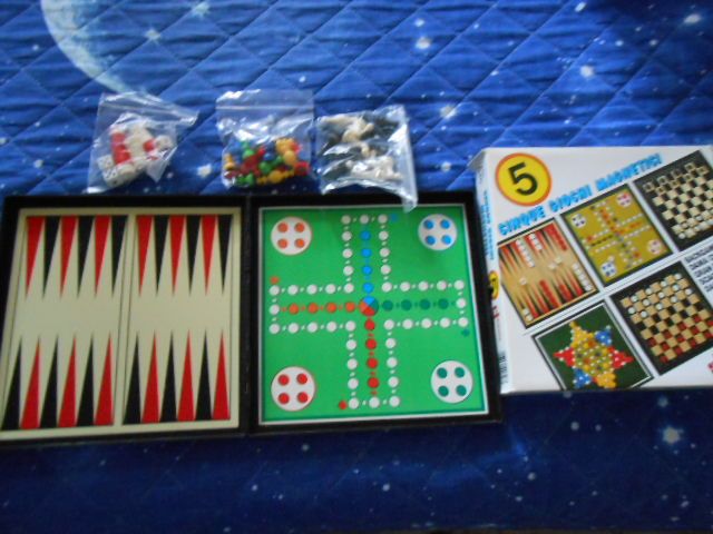 Carte diverso tipo- giochi famiglia - fishes