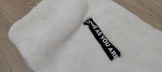 Bufanda SIN ESTRENAR tacto peluche Blanco