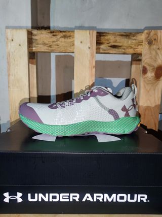 Zapatillas trail Under Armour t.44 nuevas