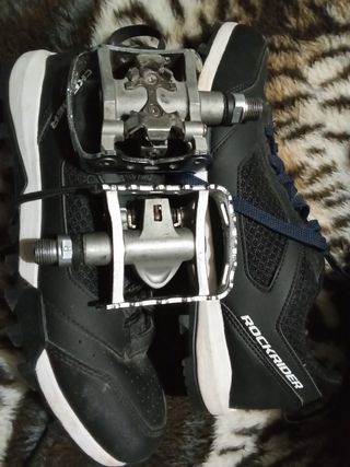 Pedales Shimano y botas de ciclismo
