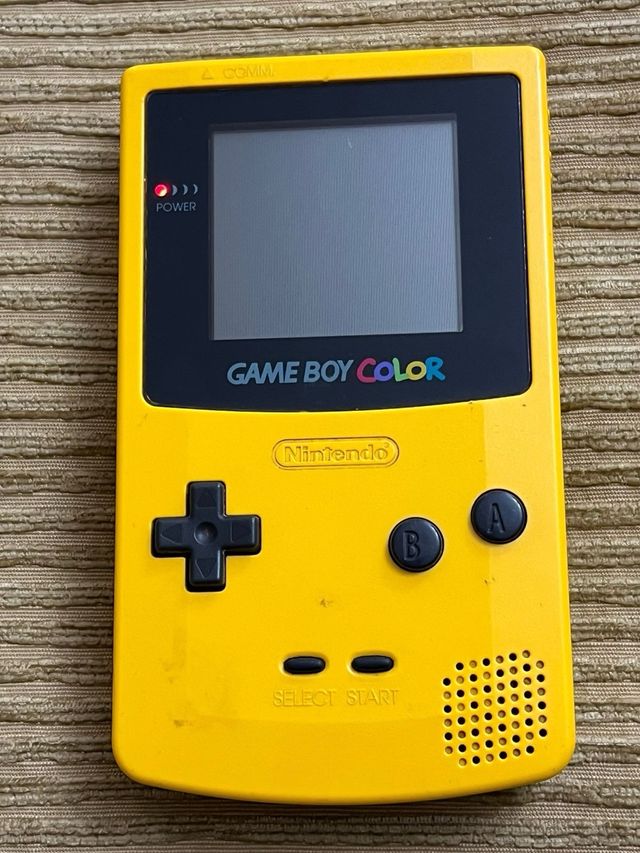 NINTENDO GAME BOY COLOR