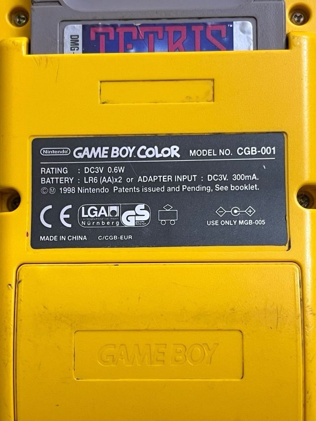 NINTENDO GAME BOY COLOR