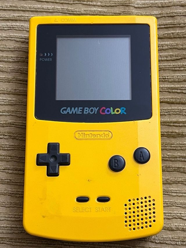 NINTENDO GAME BOY COLOR