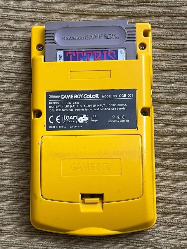 NINTENDO GAME BOY COLOR