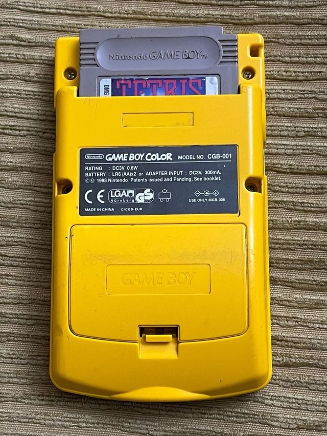 NINTENDO GAME BOY COLOR