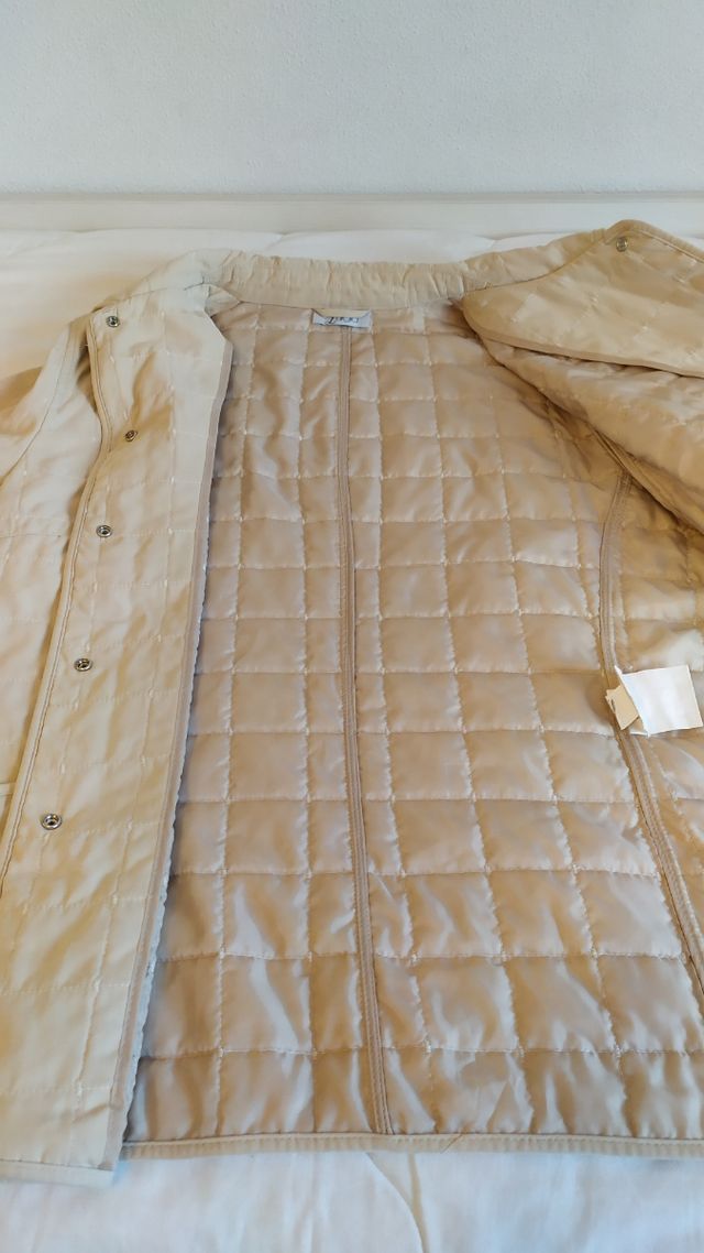 Cazadora acolchada fina beige mujer 56