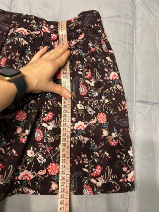 Falda Stradivarius 